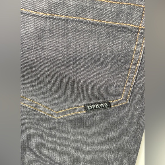 Prana Slim Fit Breathe Jeans Light Gray Organic Cotton Size 30X30 NWOT - Picture 9 of 9
